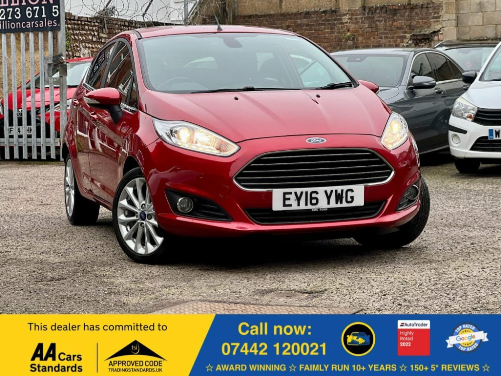 Compare Ford Fiesta 1.0T Ecoboost Titanium X Euro 6 Ss EY16YWG Red