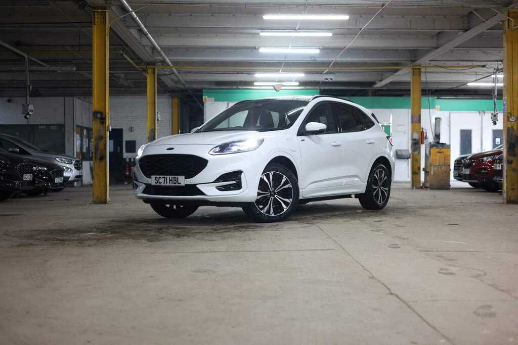 Compare Ford Kuga St-line X Edition SC71HBL White