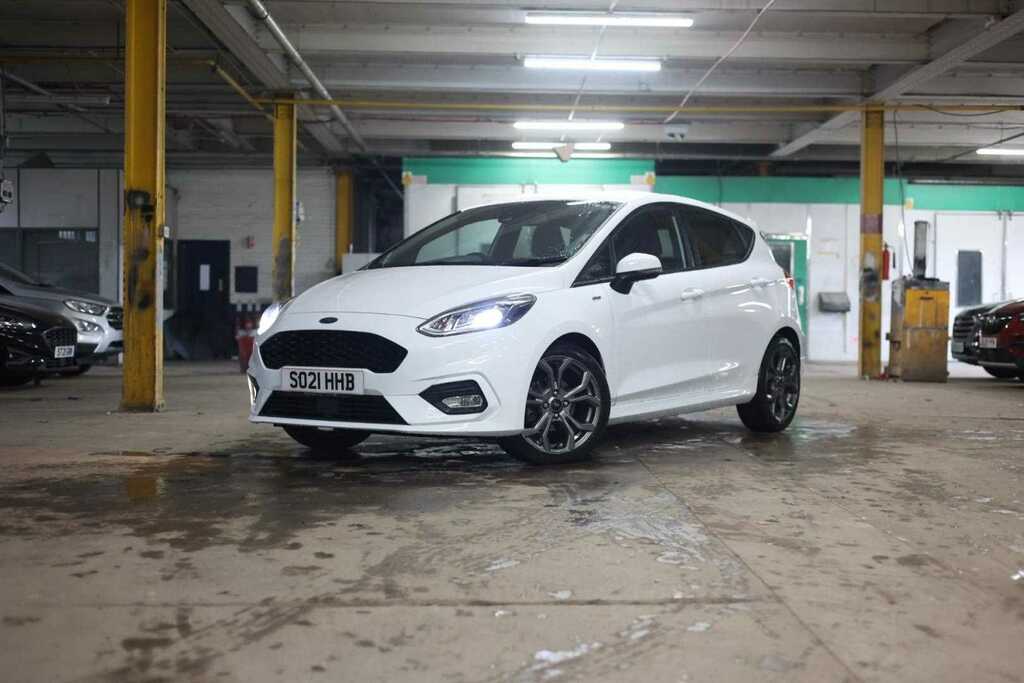 Compare Ford Fiesta St-line Edition Mhev SO21HHB White