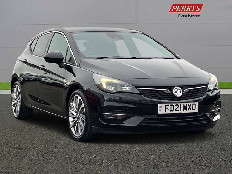Compare Vauxhall Astra Astra Griffin Edition T FD21MXO Black