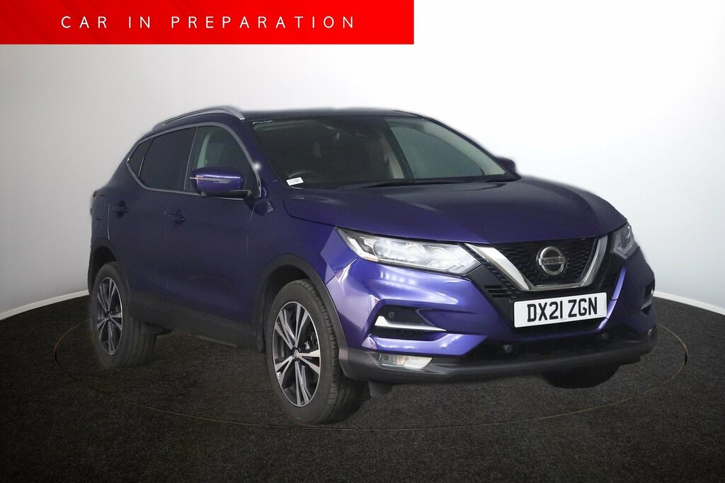 Compare Nissan Qashqai N-connecta Dig-t DX21ZGN 