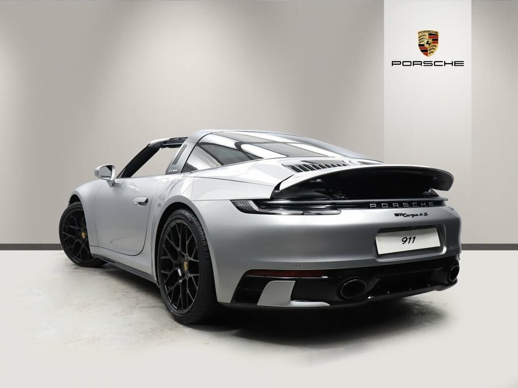 Compare Porsche 911 S Pdk SV24LDC 