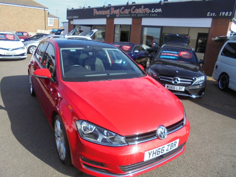 Compare Volkswagen Golf Gt Edition Tdi 6 YH66ZBR Red