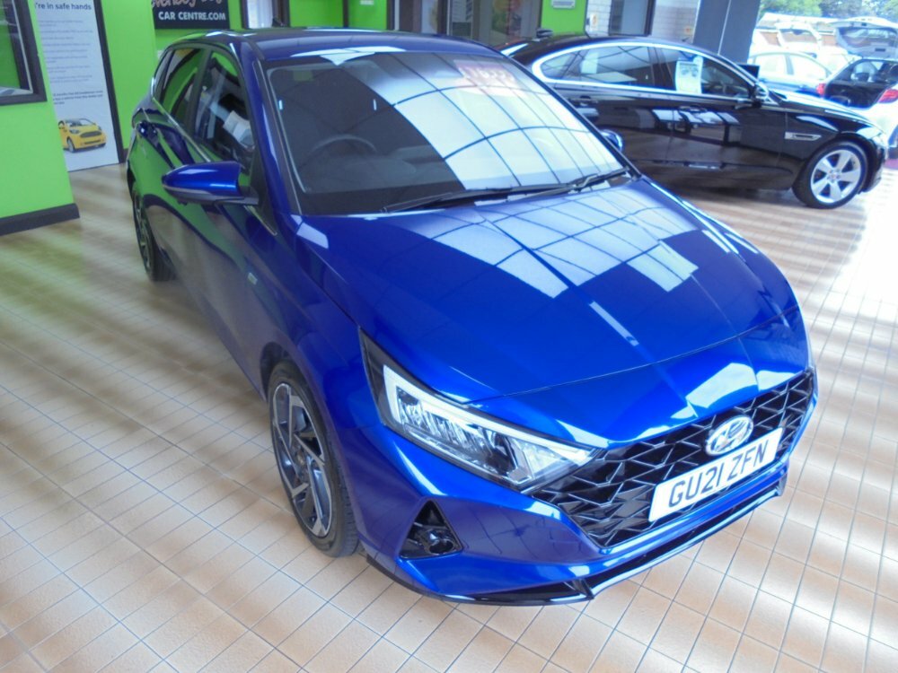 Compare Hyundai I20 Gdi Premium Mhd 48V T Dct 7 GU21ZFN Blue