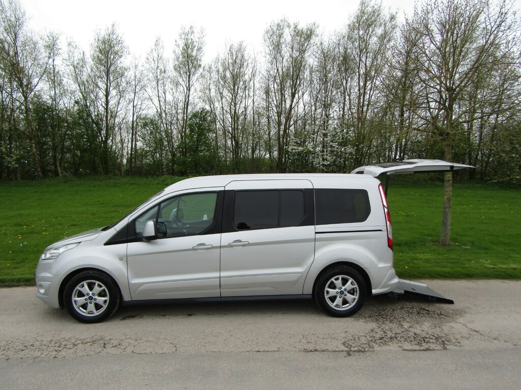 Compare Ford Grand Tourneo Connect Lwb 5 Seats 1.5 Tdci Titanium Wheelchair Accessibl OU17XPY Silver