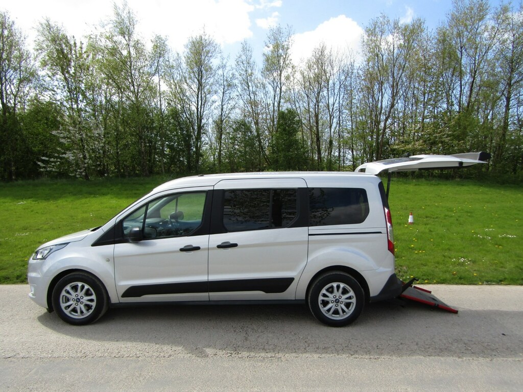 Ford Grand Tourneo Connect Freedom 1.5 Tdci Wheelchair Accessible Disabled Mo Silver #1