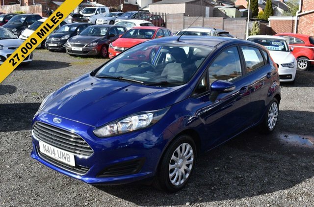 Compare Ford Fiesta 1.2 Style 59 NA14UNB Blue