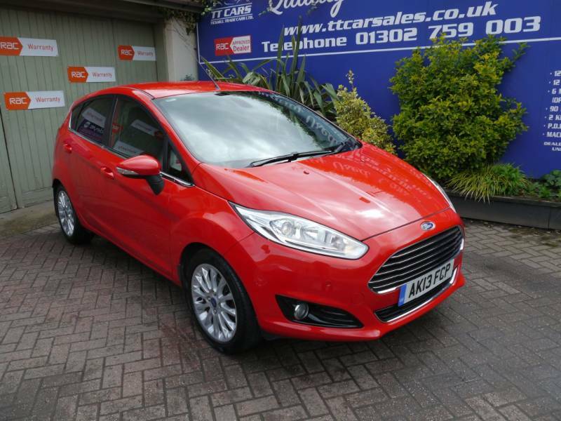 Compare Ford Fiesta 1.0 Ecoboost 125 Titanium X Top Of The Range, Low AK13FCP Red