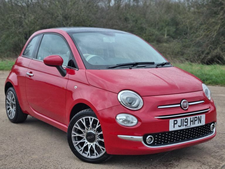 Compare Fiat 500 1.2 Lounge PJ19HPN Red