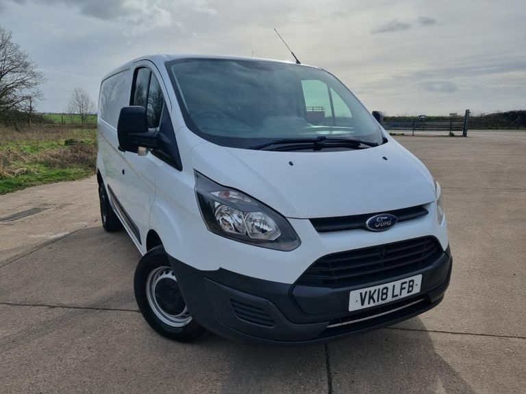 Compare Ford Transit Custom 2.0 Tdci 105Ps Low Roof Van VK18LFB White