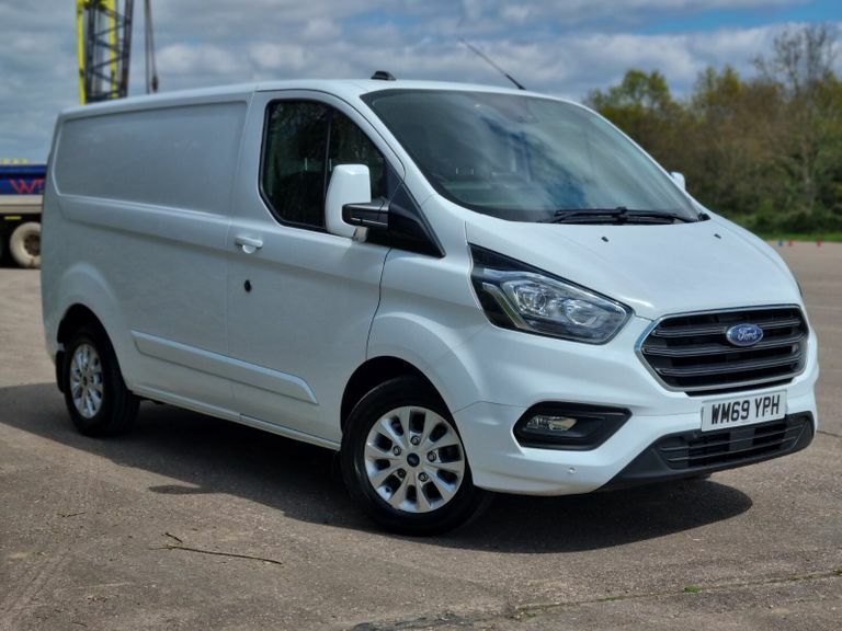Compare Ford Transit Custom 2.0 Ecoblue 130Ps 300 Low Roof Limited L1 Van WM69YPH White