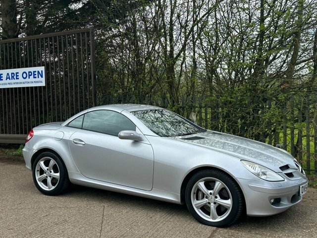 Compare Mercedes-Benz SLK 3.5 Slk350 269 Bhp....last Owner 14 Years R4DPW Silver