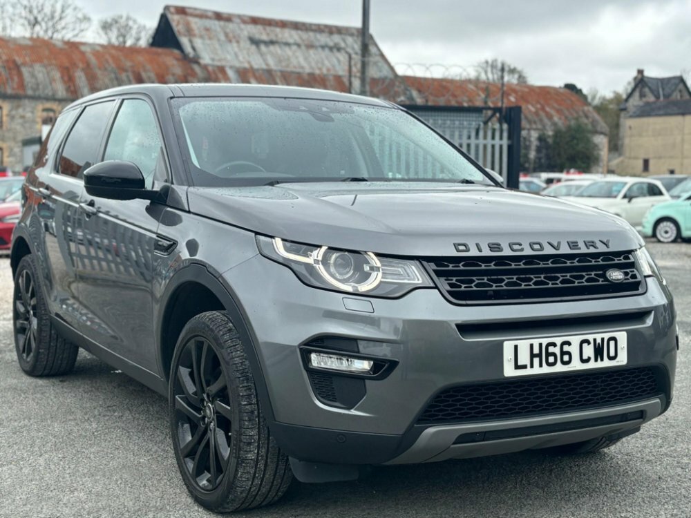 Compare Land Rover Discovery Sport 2.0 Td4 Hse Black 4Wd Euro 6 Ss LH66CWO Grey