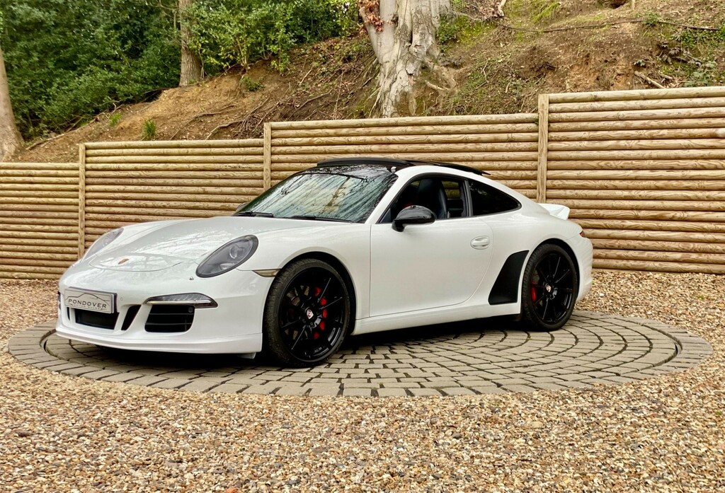 Compare Porsche 911 Coupe LF13KXY White