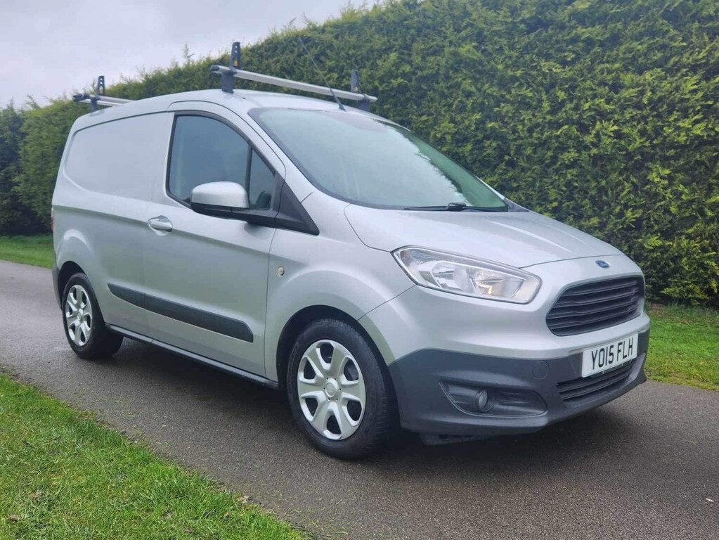 Compare Ford Transit Courier Courier 1.0 Ecoboost Trend Van YO15FLH 