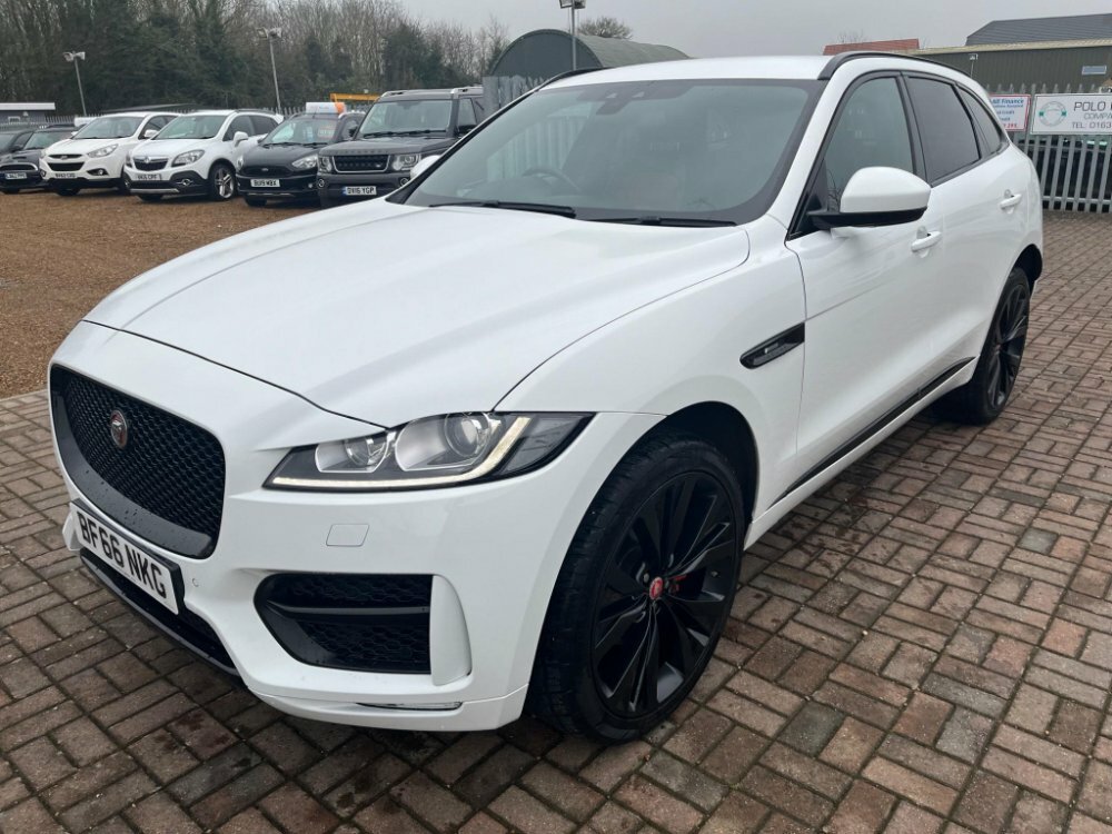 Compare Jaguar F-Pace 2.0 D180 R-sport Awd Euro 6 Ss BF66NKG White