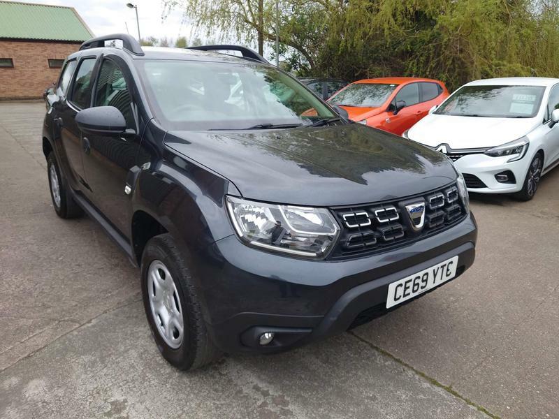 Compare Dacia Duster Duster Essential Tce 4X2 CE69YTC Grey