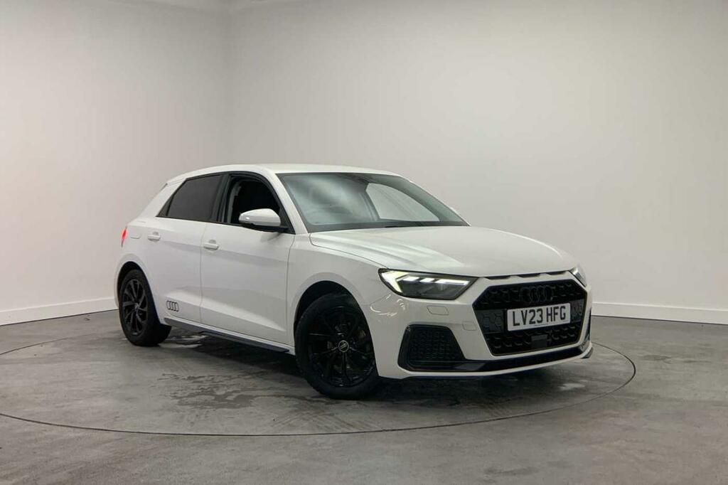 Compare Audi A1 Petrol LV23HFG White