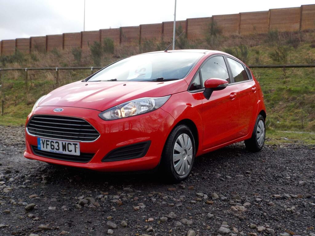 Compare Ford Fiesta 1.6 Tdci Econetic Style Euro 5 Ss YF63WCT Red