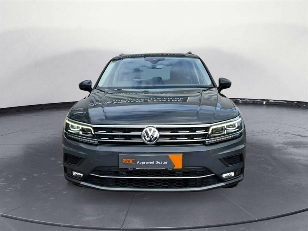 Compare Volkswagen Tiguan 1.4 Tsi Sel Dsg Euro 6 Ss YH18CWW Grey