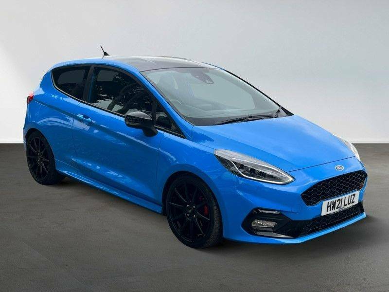 Compare Ford Fiesta 1.5 Ecoboost St Edition HW21LUZ Blue