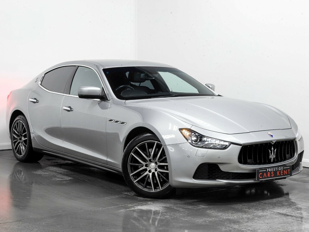 Compare Maserati Ghibli V6d Luxury Pack WU66EXA Grey