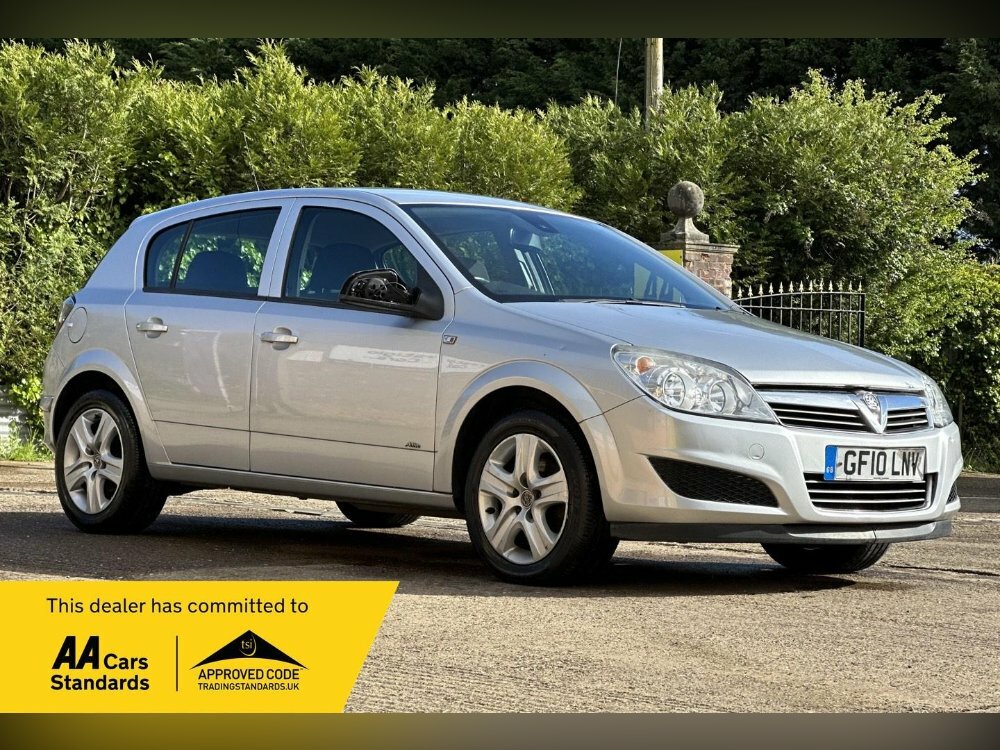 Compare Vauxhall Astra 1.6I Active Plus GF10LNV Silver