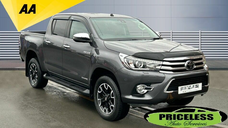 Compare Toyota HILUX 2.4 Invincible 4Wd D-4d Dcb 148 Bhp BW17FHU Silver