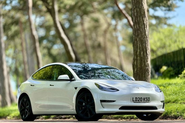 Compare Tesla Model 3 Long Range Awd 302 LD20KSO White