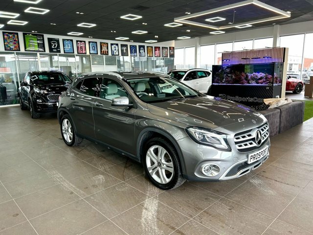 Compare Mercedes-Benz GLA Class 1.6 Gla 200 Sport Premium 154 Bhp LK67UUE Grey