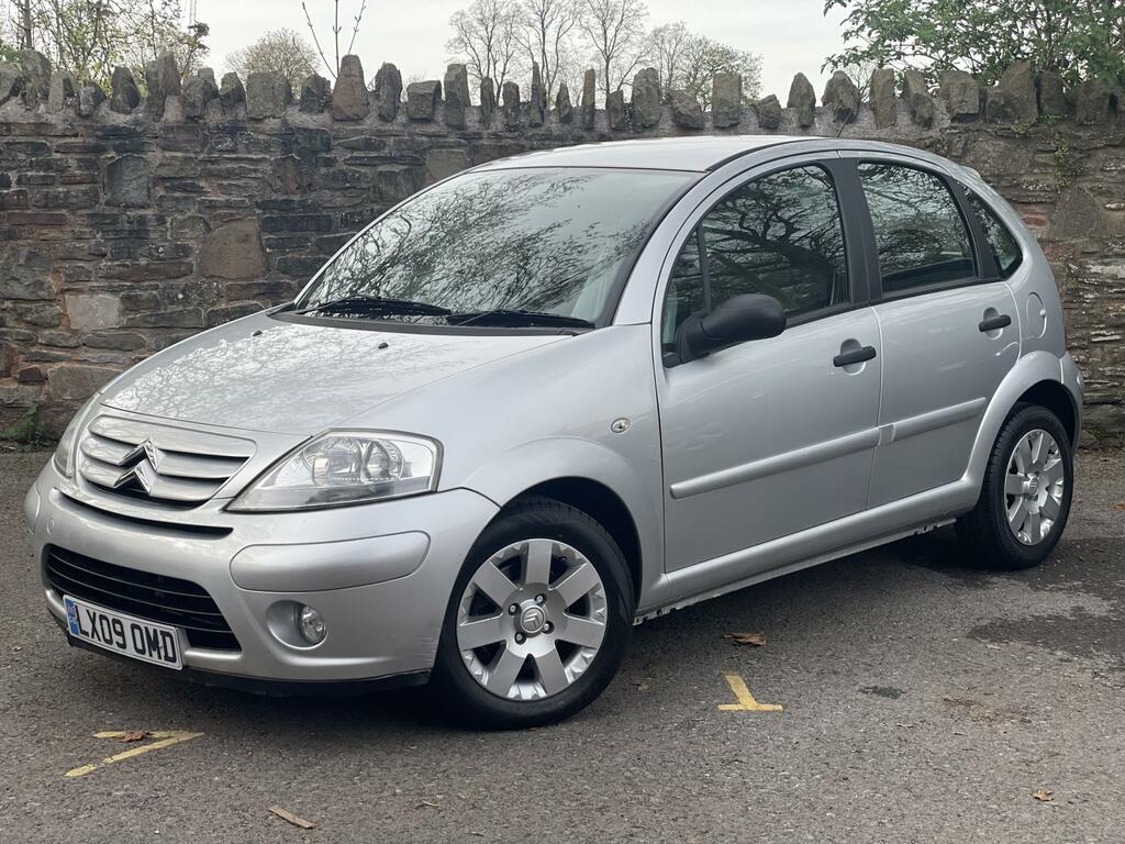 Compare Citroen C3 1.4 Hdi Airdream 8V Hatchback LX09OMD Silver