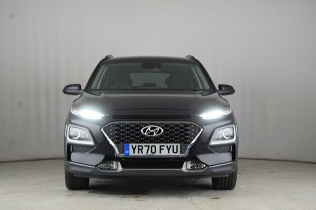 Compare Hyundai Kona 1.6L Gdi Premium 140 Bhp YR70FYU Black
