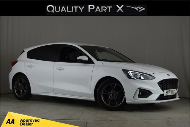 Ford Focus 1.0L St-line Edition Mhev 124 Bhp White #1