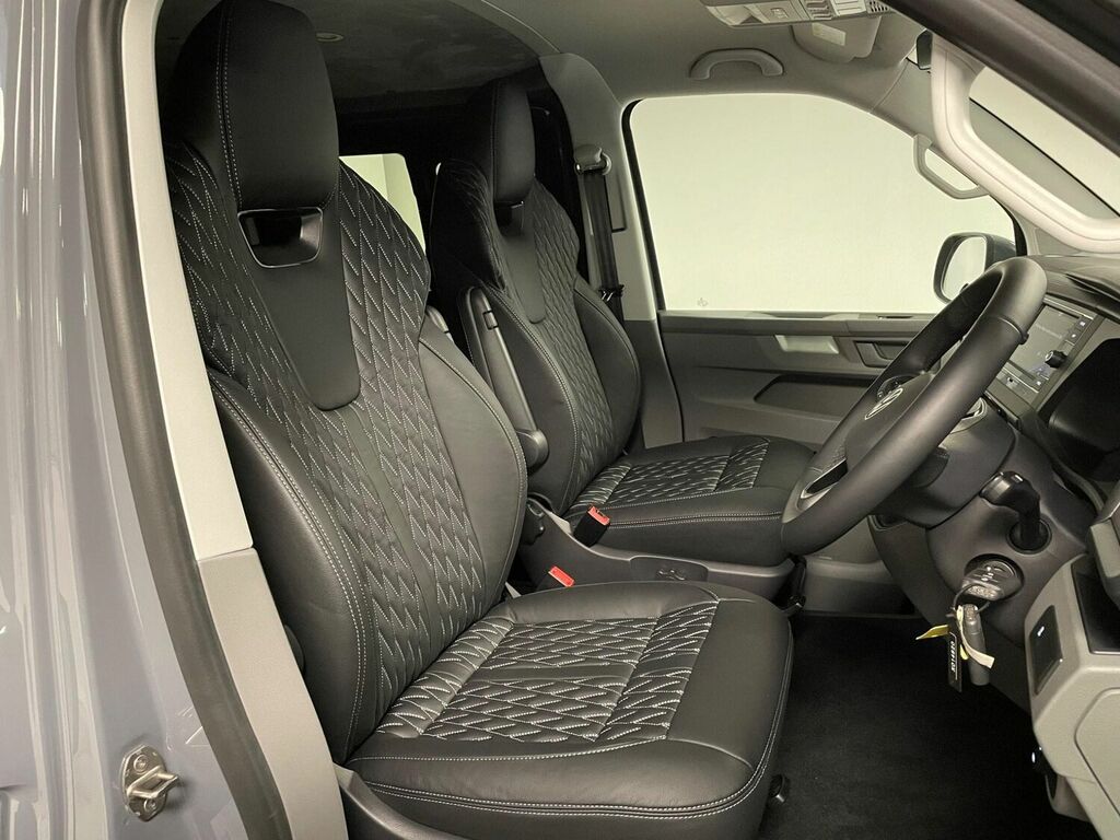 Compare Volkswagen Transporter Panel Van 2.0 Bitdi T32 Highline Crew Van Dsg 4Mot OE73THN Grey