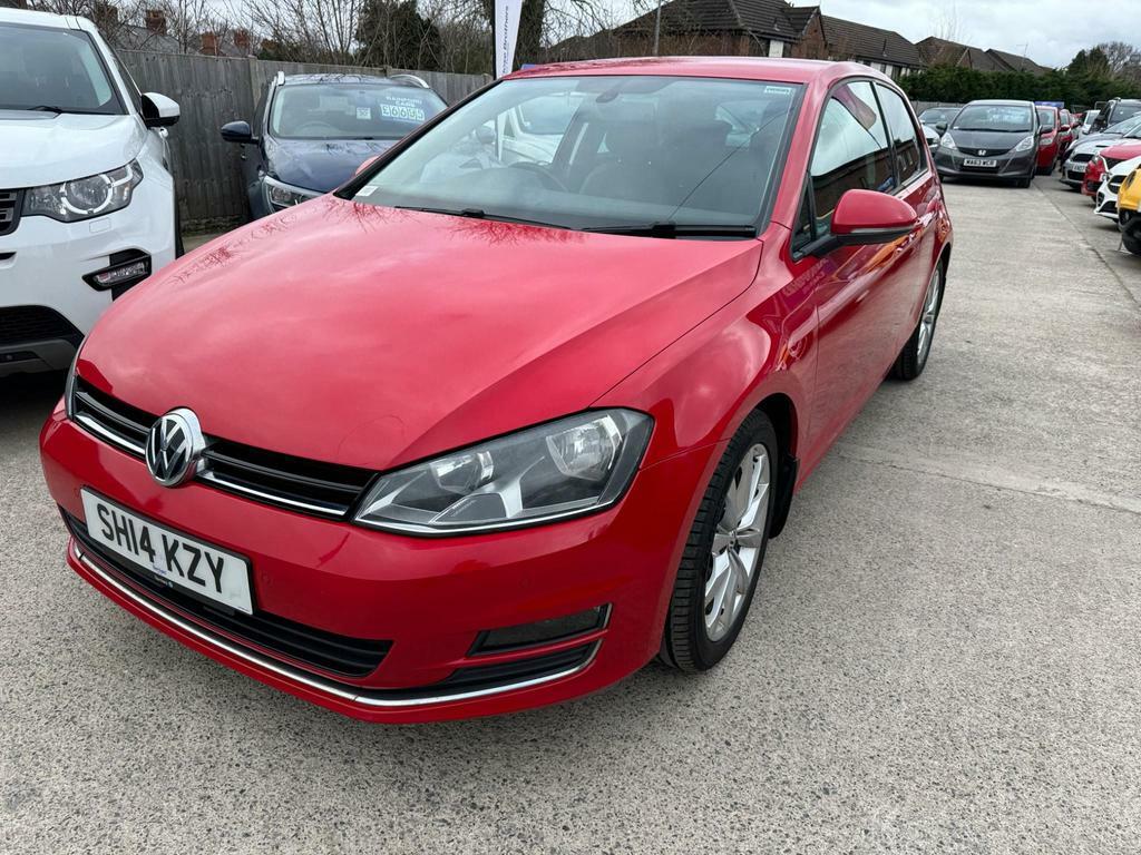 Compare Volkswagen Golf 2.0 Tdi Bluemotion Tech Gt Euro 5 Ss SH14KZY Red