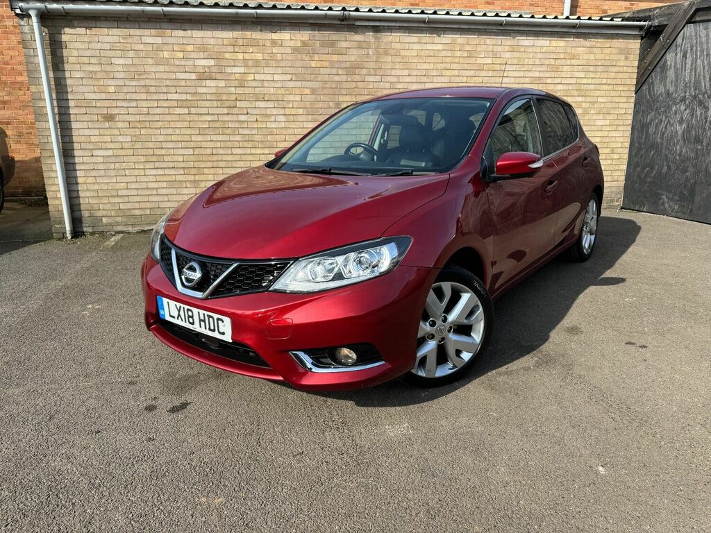 Compare Nissan Pulsar Hatchback 1.2 Dig-t Tekna Euro 6 Ss 20181 LX18HDC Red