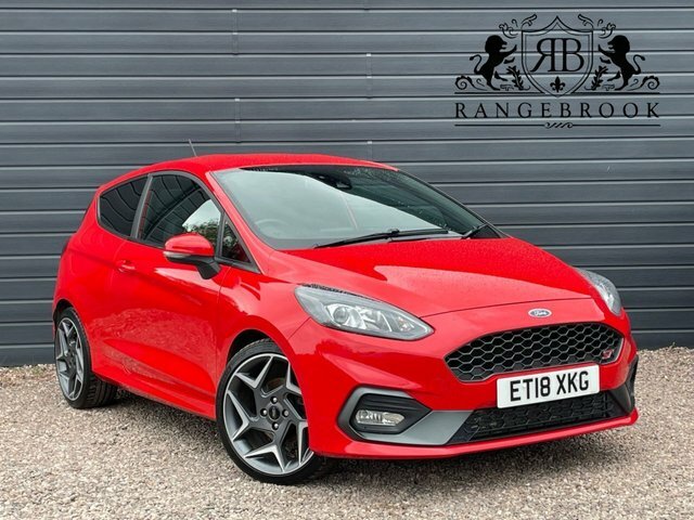 Compare Ford Fiesta St-2 ET18XKG Red