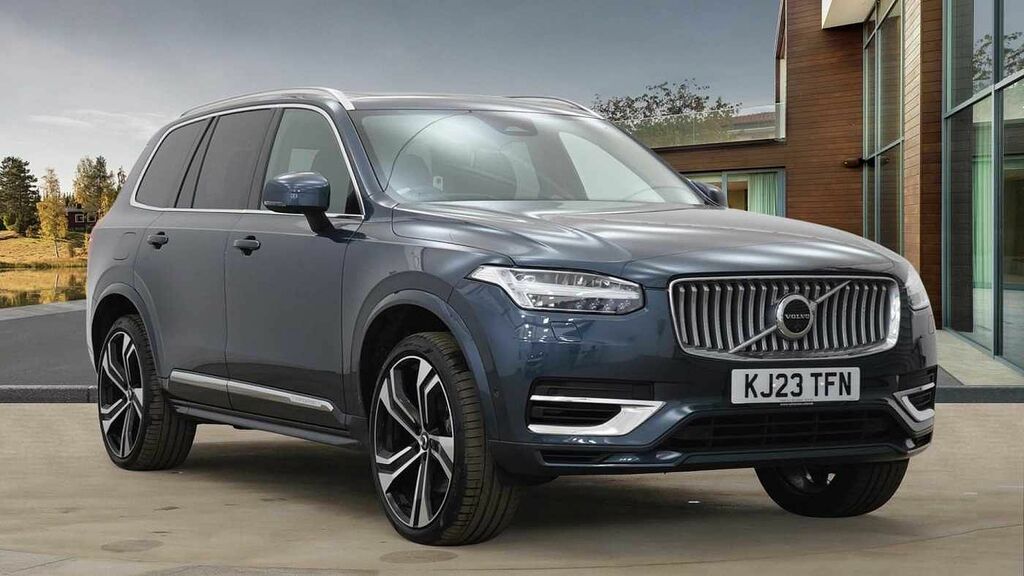 Compare Volvo XC90 Recharge T8 Ultimate Awd KJ23TFN Blue