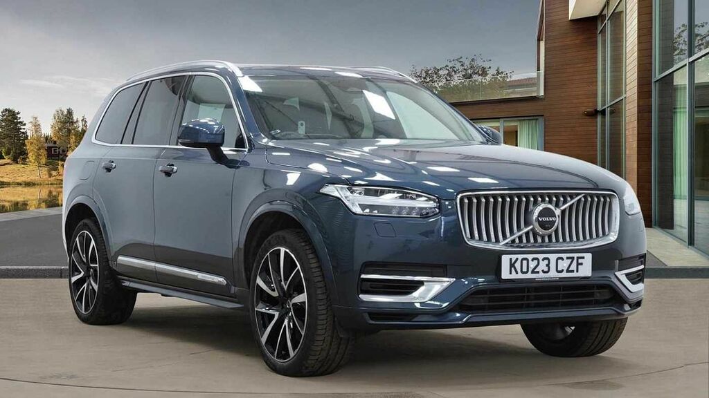 Compare Volvo XC90 Recharge T8 Ultimate Awd KO23CZF Blue