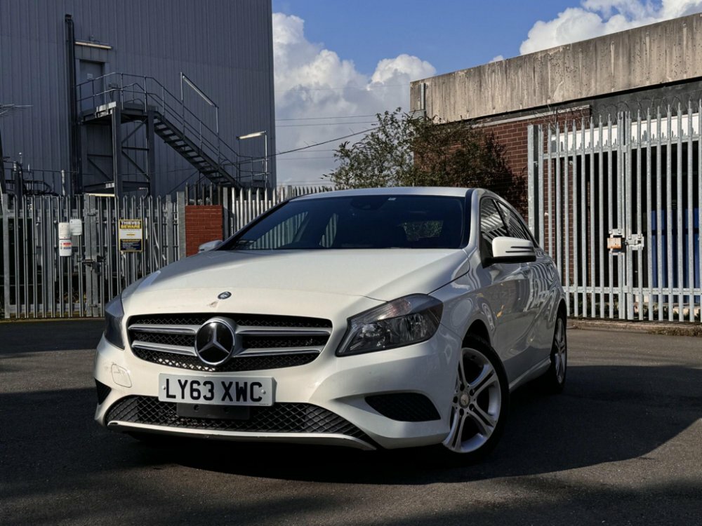 Compare Mercedes-Benz A Class 1.6 A180 Sport 7G-dct Euro 6 Ss LY63XWC 
