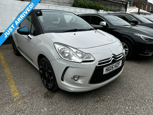 Compare DS DS 3 Hatchback HG15HZF White