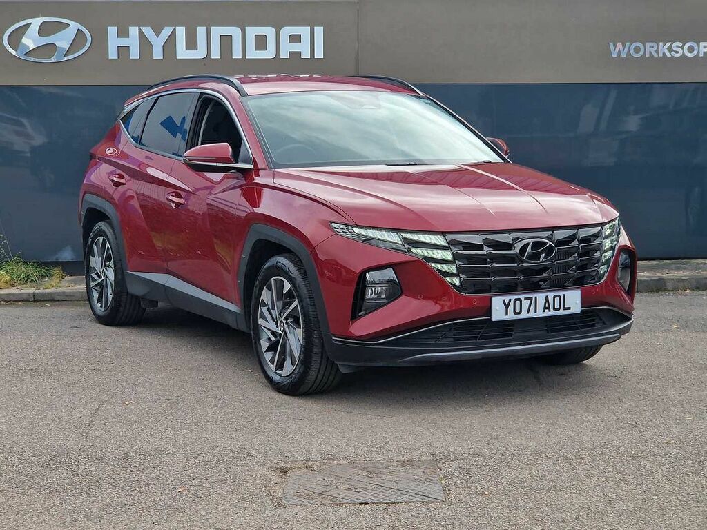 Compare Hyundai Tucson 1.6 T-gdi 150Ps Premium YO71AOL Red
