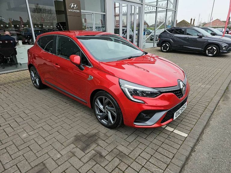 Compare Renault Clio 1.5Dci 85Bhp Rs Line OXZ8192 Red