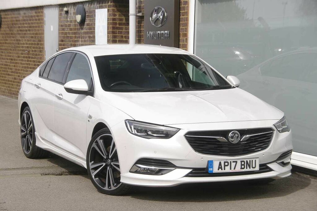 Compare Vauxhall Insignia Insignia 2.0 Cdti 170Ps Elite Nav Blueinjection Gs AP17BNU White