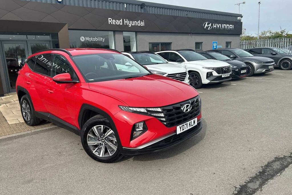 Compare Hyundai Tucson 1.6 T-gdi 230Ps Se Connect Hybrid YD71KLM Red