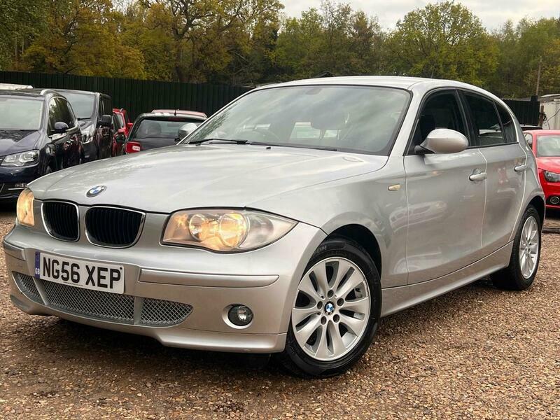 Compare BMW 1 Series 2.0 118I Se Steptronic NG56XEP Silver