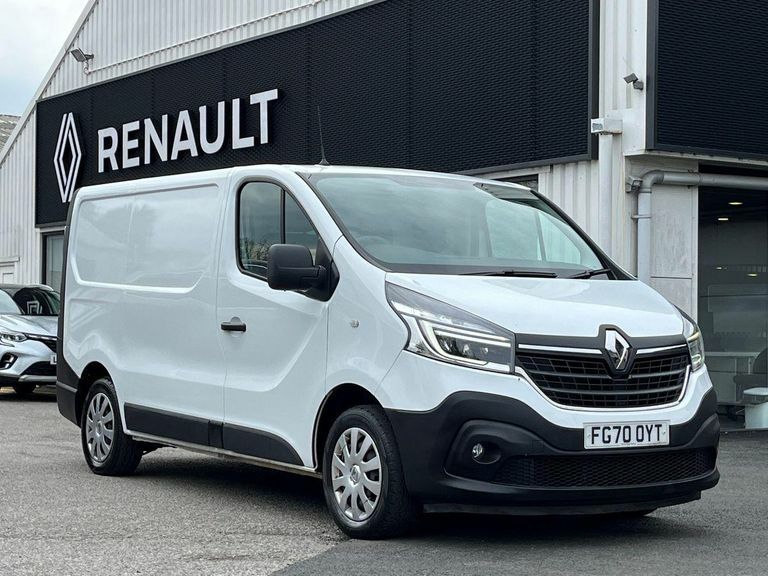 Compare Renault Trafic Trafic Sl28 Energy Dci 120 Business Van FG70OYT White
