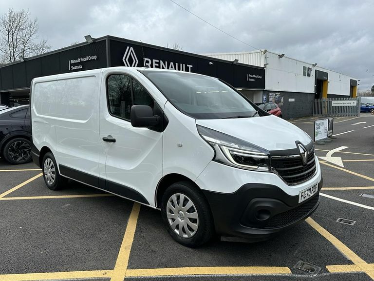 Compare Renault Trafic Renault Trafic Sl28 Energy Dci 120 Business Van FG70PZF White