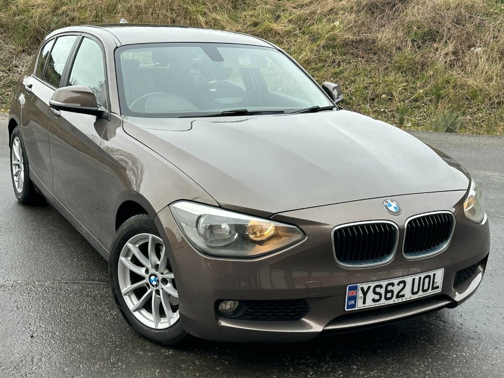 Compare BMW 1 Series 2.0 118D Se Euro 5 Ss YS62UOL 