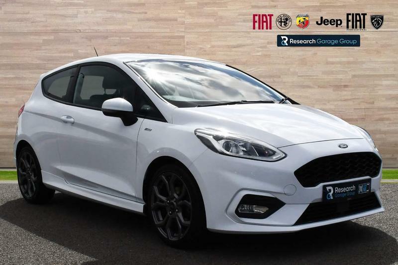 Compare Ford Fiesta 1.0T Ecoboost St-line Euro 6 Ss VE67CVL White